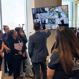 Alumnos del ISFD de Mburucuyá visitaron las oficinas de TelCo