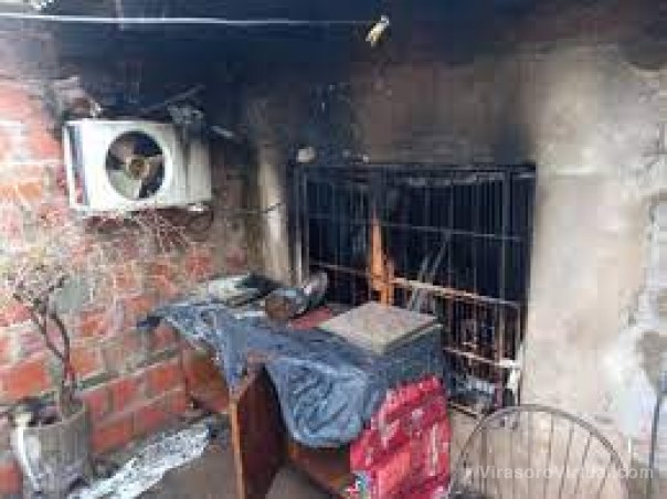 Se incendió una casa: dos mujeres resultaron heridas y murieron ocho animales