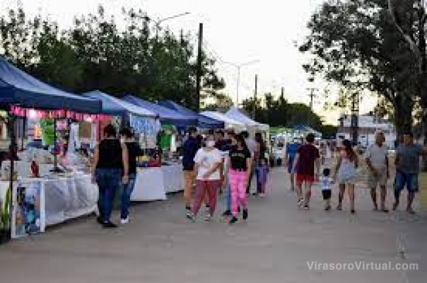 Con espectáculos artísticos en el Camba Cuá y en el San Gerónimo se realizaron las Ferias de Emprendedores