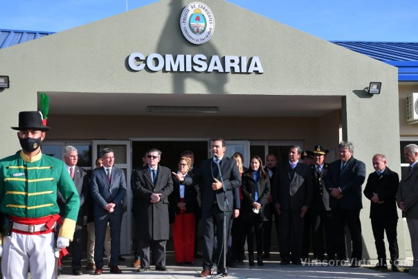 Valdés inauguró la Comisaría y el Registro Civil de Tres de Abril