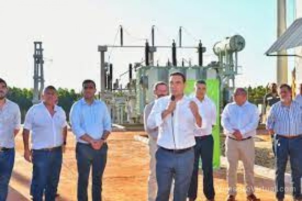 Valdés reunió a su gabinete e inauguró una estación transformadora en Virasoro