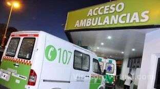 Un hombre está grave tras el choque entre un auto y un camión