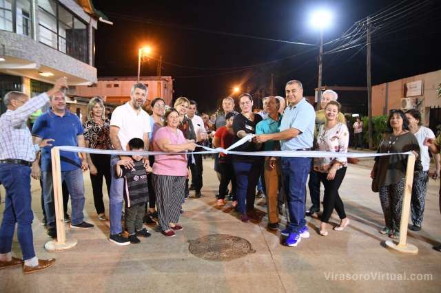 En la noche de ayer se realizó el acto de inauguración de las obras concretadas en la calle Félix de Azara;