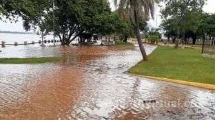 Alerta en Corrientes por las crecidas del Paraná y el Uruguay