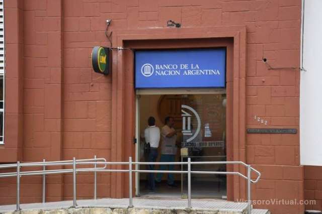 Por qué el próximo lunes no habrá atención en los bancos
