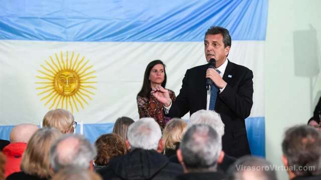Massa se comprometió a darles “una jubilación digna” a las “víctimas del sistema AFJP”