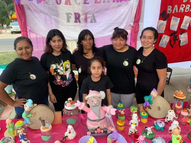 En el Predio Ferial de Emprendedoras se realizó la exposición de trabajos de los 34 cursos dictados en la Casa de la Mujer