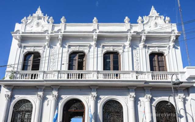 Tassano anunció un bono de fin de año de $100.000 para los trabajadores municipales