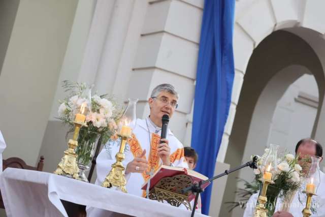 Acompañan los festejos alusivos a la patrona de Santo Tomé por su Inmaculada Concepción.