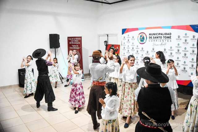 ¡Entre bailes y exposiciones de arte se realizó el cierre de fin de año de los talleres de la Casa del Bicentenario!
