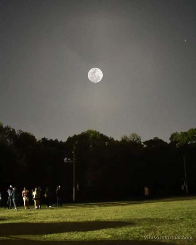 Paseo de la luna en San Alonso: último paseo del año