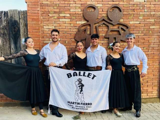 6 jóvenes bailarines de Virasoro, integrantes del Ballet M. Fierro, representan a la provincia en el Festival de Doma y Folk