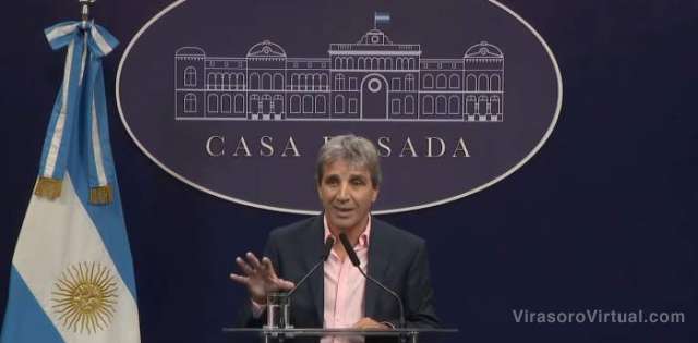 El ministro de Economía, Caputo, anunció el retiro de las medidas fiscales, incluyendo las retenciones, de la ley ómnibus