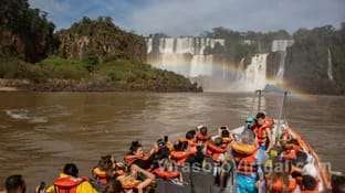 En las primeras dos semanas de enero, más de 460 mil turistas extranjeros visitaron Argentina,