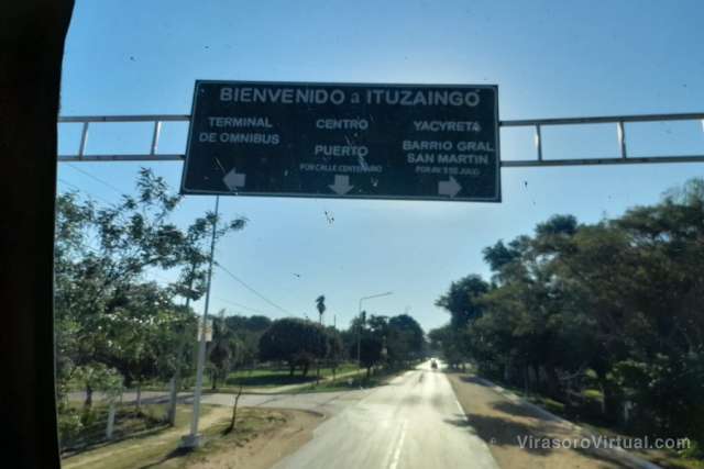 El gobernador de la provincia benefició al intendente de Ituzaingó con un paquete de obras por $300 millones,