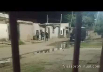 Los residentes de un barrio en la zona sur de la capital expresan su preocupación por el crecimiento de los robos piraña