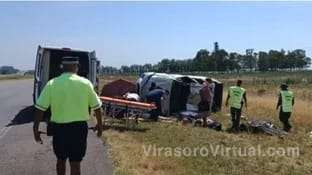 Una mujer de 60 años, residente en Corrientes, falleció en un vuelco de una camioneta