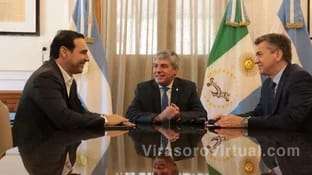 Durante una reunión entre los gobernadores de Ctes y Chaco y el rector de la Unne se discutieron varios temas