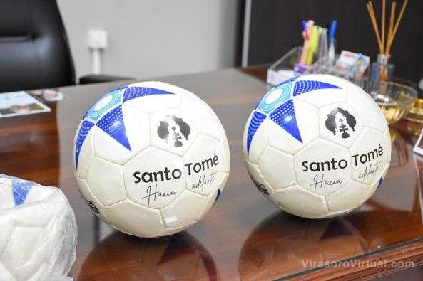 El municipio entregó pelotas a varios clubes,