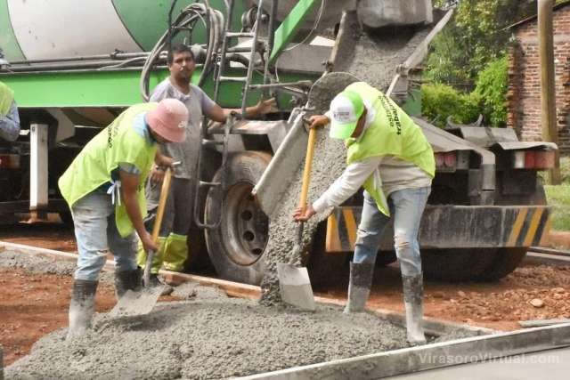 Más pavimento, más calidad de vida para los santotomeños