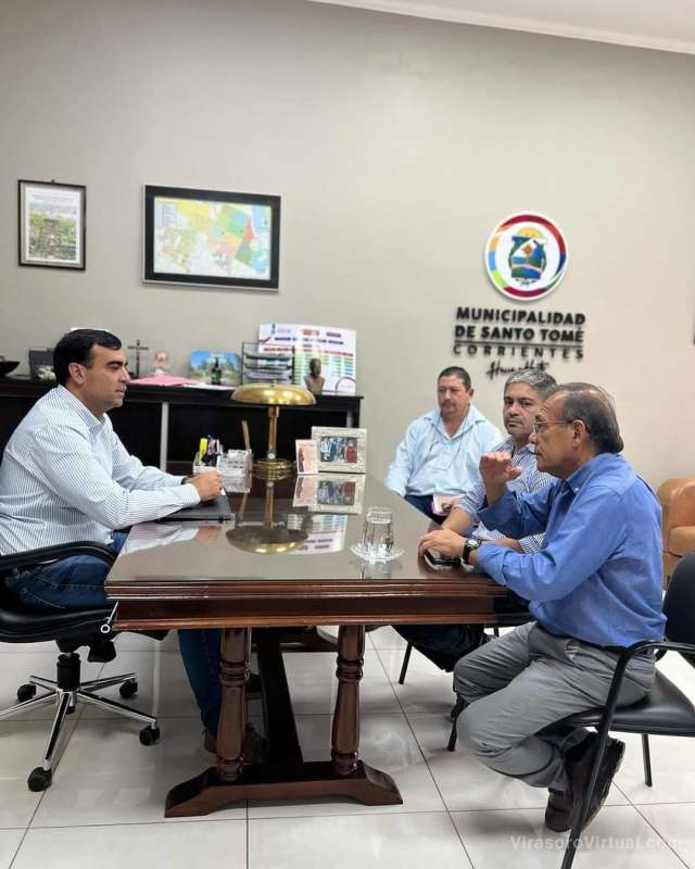 Hoy recibieron la visita del Ministro de Salud Pública de Ctes, Dr. Ricardo Cardozo,
