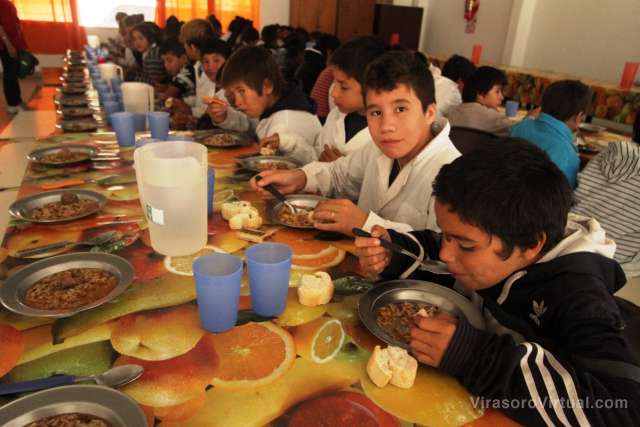 Garantizaron la distribución de alimentos en los comedores escolares