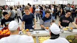 El comedor de la Unne tiene nuevo precio: aumentó un 157%