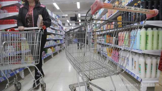 Corrientes lanzó una campaña nacional para congelar los precios de alimentos,