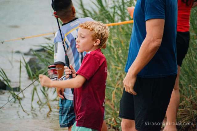 Concurso de Pesca Infantil Variada de Costa
