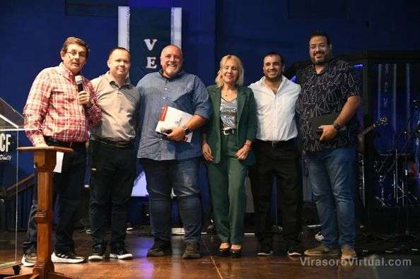 Extendieron certificado de huésped de honor a un profeta evangélico
