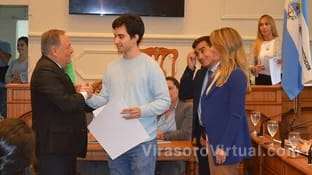 El Concejo Deliberante de Corrientes distinguió al estudiante Lautaro Moragues