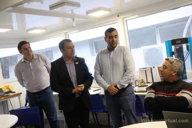 Recibieron al Aula Taller Móvil (ATM) Saberes Digitales,