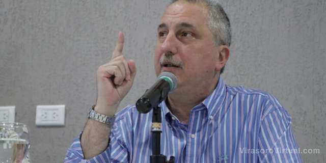 El gobernador de Misiones, Hugo Passalacqua, instó al gobierno nacional a detener la importación de yerba mate
