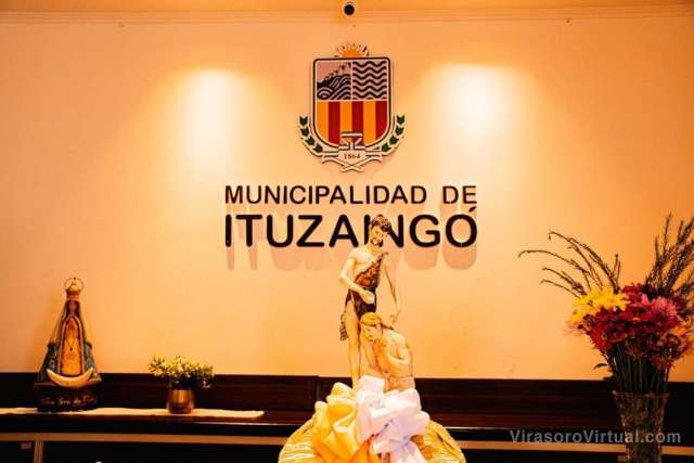 ¡Hoy recibieron una visita especial en la Municipalidad!