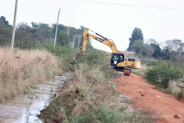 En el ingreso al Paraje “Tirbusio Miño”, se están realizando trabajos