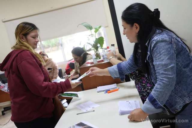 Entregaron las tarjetas correspondientes al Programa Mamá Mbareté
