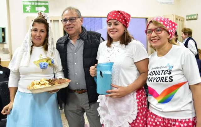 Festejo patrio de los Ciam