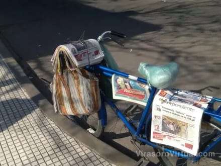 Miguel es canillita y le robaron su bici:
