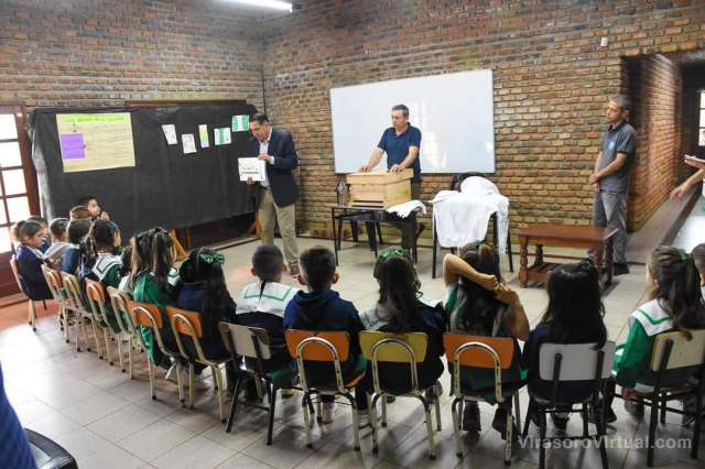 Charla a Jardin de Infantes