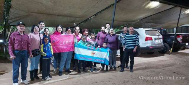 La joven santotomeña Estefanía Ifrán, de 16 años viajará hoy con destino a Querétaro, México,