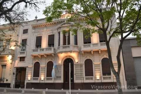 La UNNE ha implementado la opción de marca de género no binario en sus títulos de grado