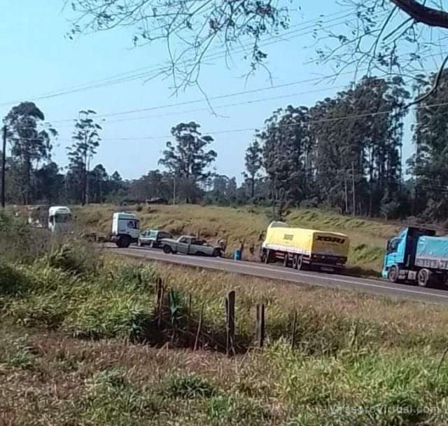 Accidente pasando la Escuela de San Alonso, por Ruta Nacional 14
