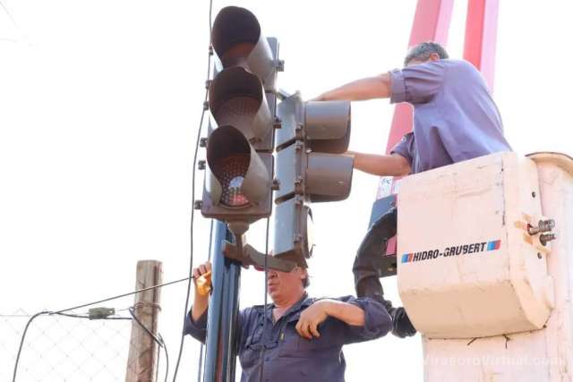 Aviso Importante: colocación de semáforos en M. Ocampo y F. Blanco