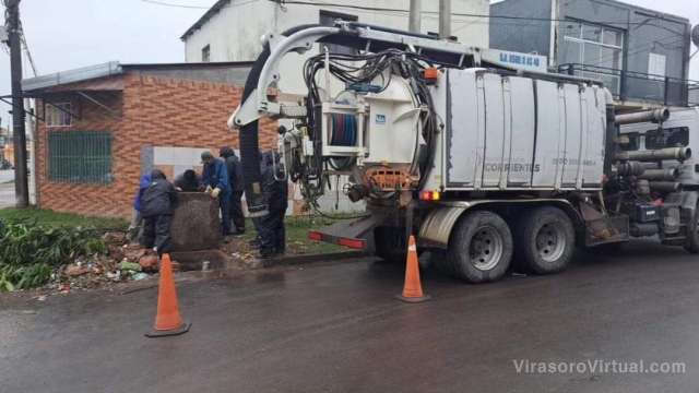 Cuadrillas trabajando tras las lluvias