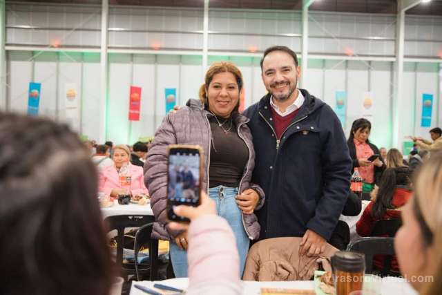 Ayer celebraron junto a  ustedes una magnífica cena comunitaria