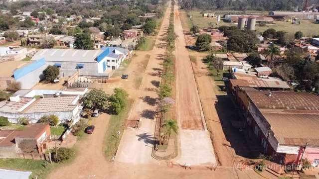 Estan comenzando la pavimentación de la avenida Frondizi