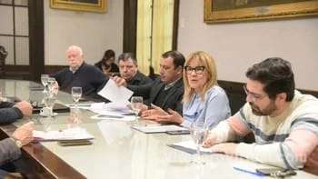 Buscan que los directivos en las escuelas técnicas sean cubiertos por docentes técnicos