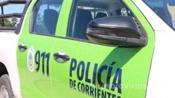 Una mujer resultó gravemente herida tras un choque entre un auto y una moto