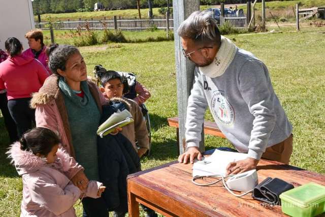 Operativo de Salud en Santa Tecla
