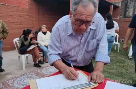 En Ctes, miles de personas se suman a la campaña de recolección de firmas en rechazo al veto